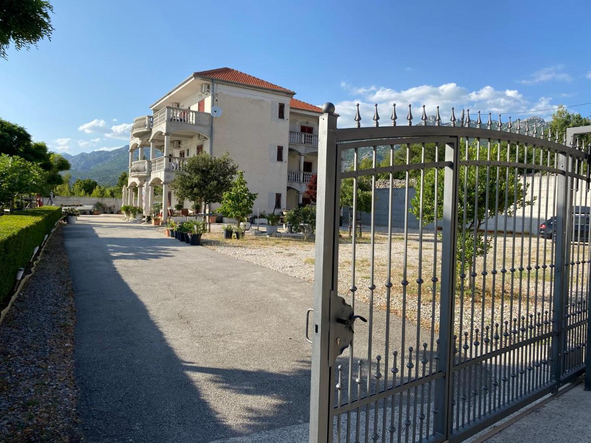 Villa Punta Rovanjska Eksteriør billede